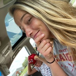 Meet your Posher, Allie